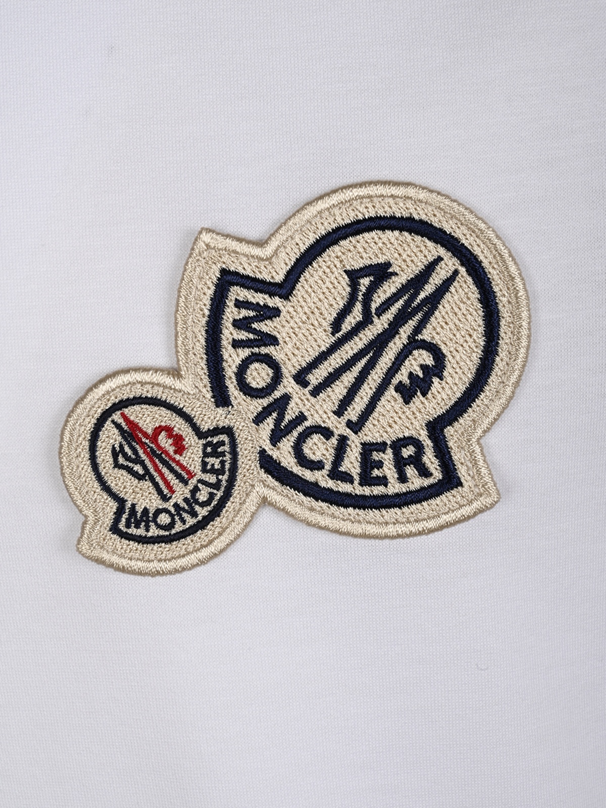 [Moncler] T-shirts Short Sleeve FW26 918C000418390Y001