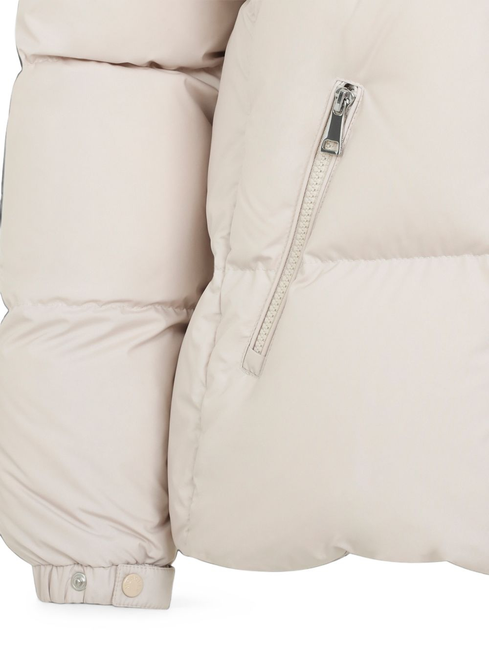 [Moncler] Down jacket FW26 L20931A0019754A8121E