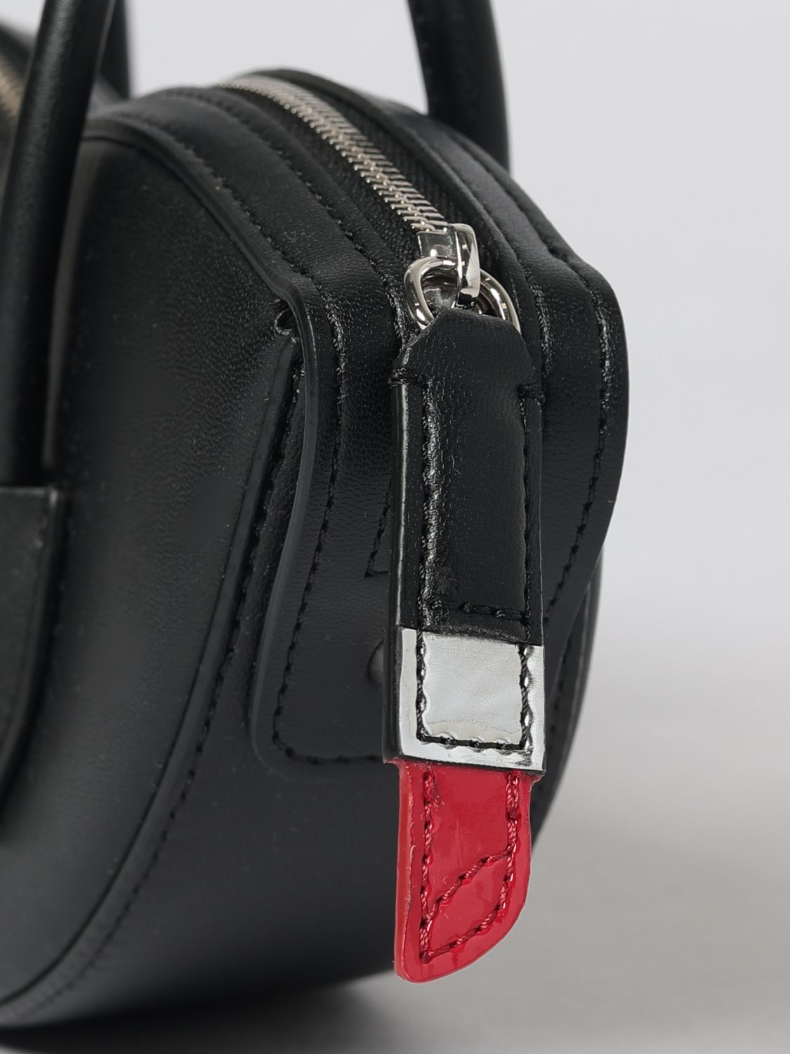 [FIORUCCI] Minibag FW26 W26SSABA006VL01 BK01