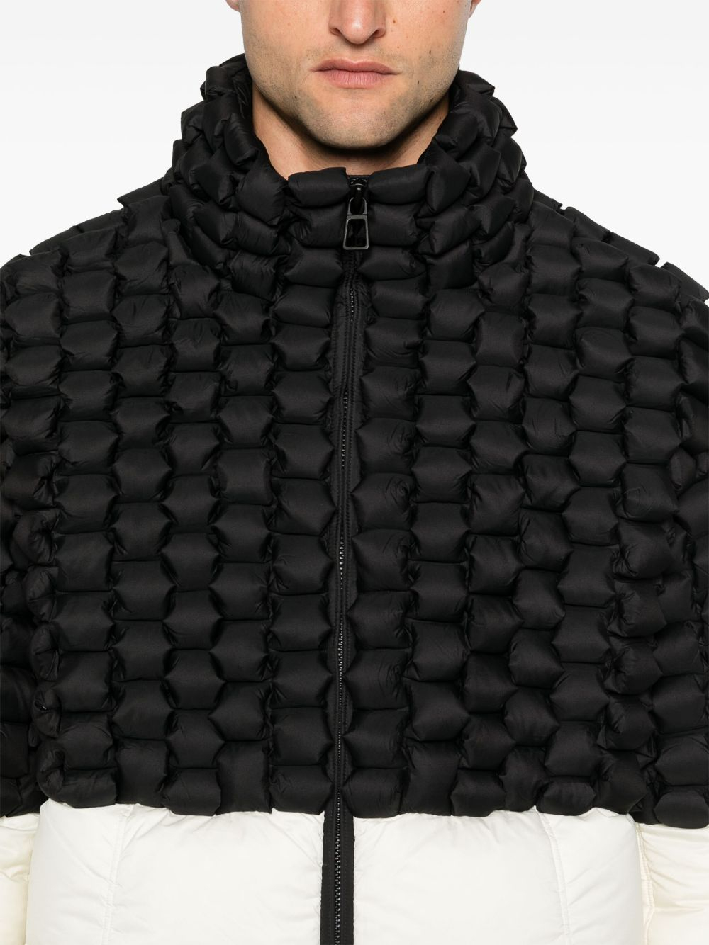 [RAXXY] Down Jacket FW26 CRDJ007N 132 BLACK AND WHITE