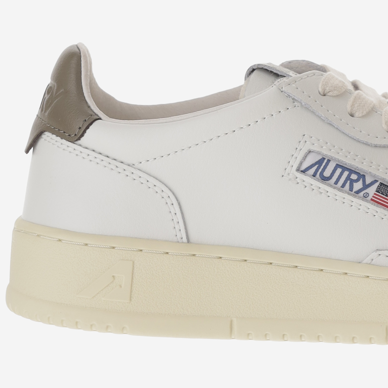 [AUTRY] Sneakers FW26 AULWLL28LEATLEATWHTCHOCO