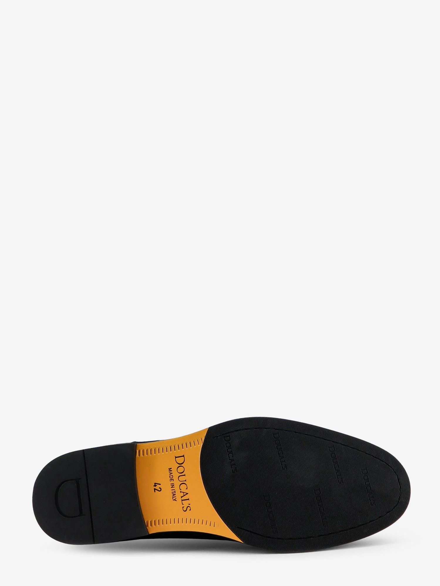 [Doucal's] Boots FW26 DU3292STREUF009NN00