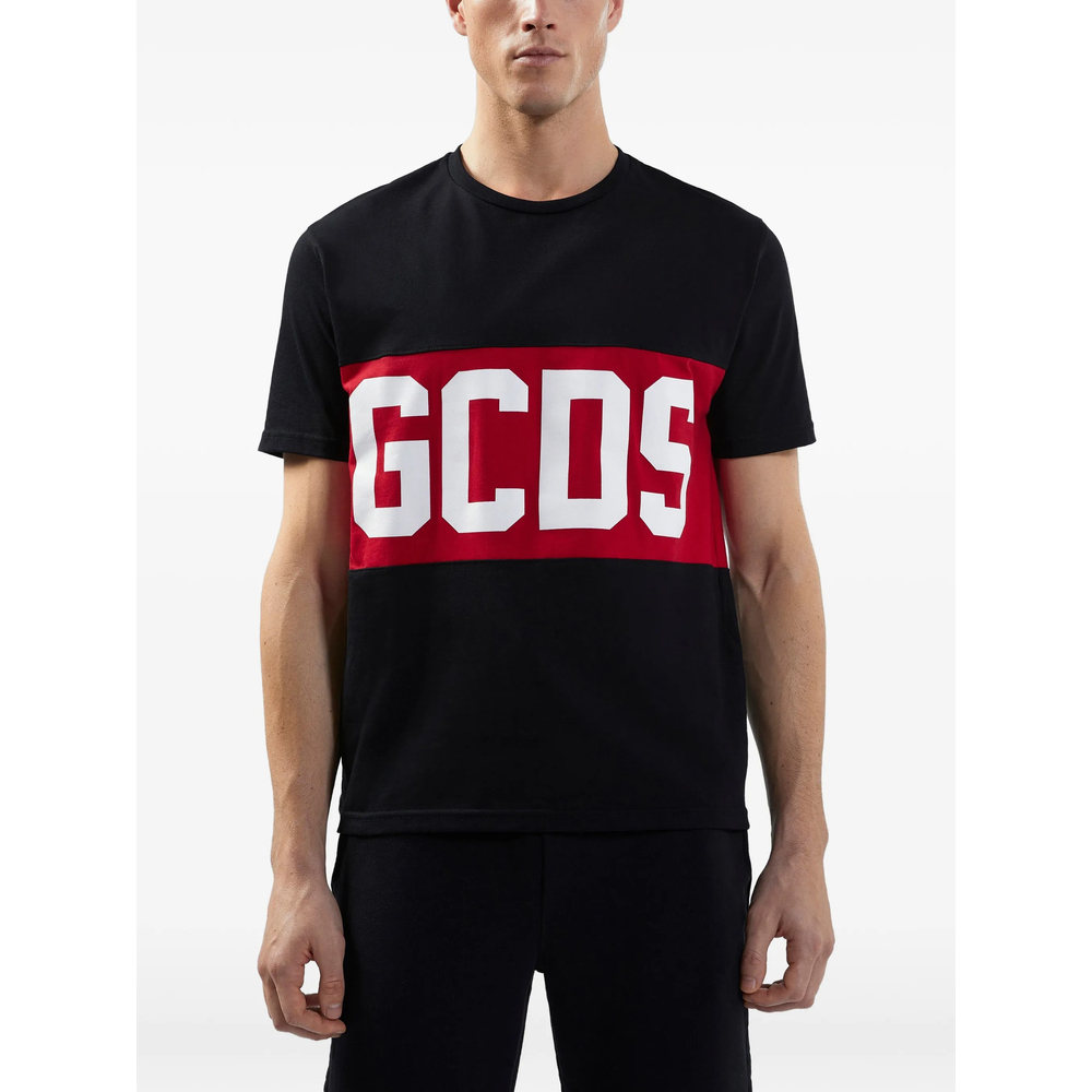 [GCDS] T-shirts Short Sleeve FW26 Z0MLQC140J101  FRBON