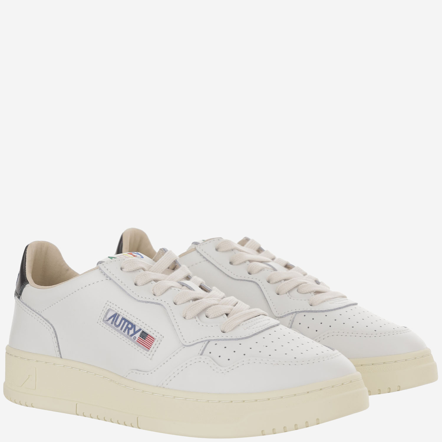 [AUTRY] Sneakers FW26 AULMBG02LEALEALOGOWHTBLK