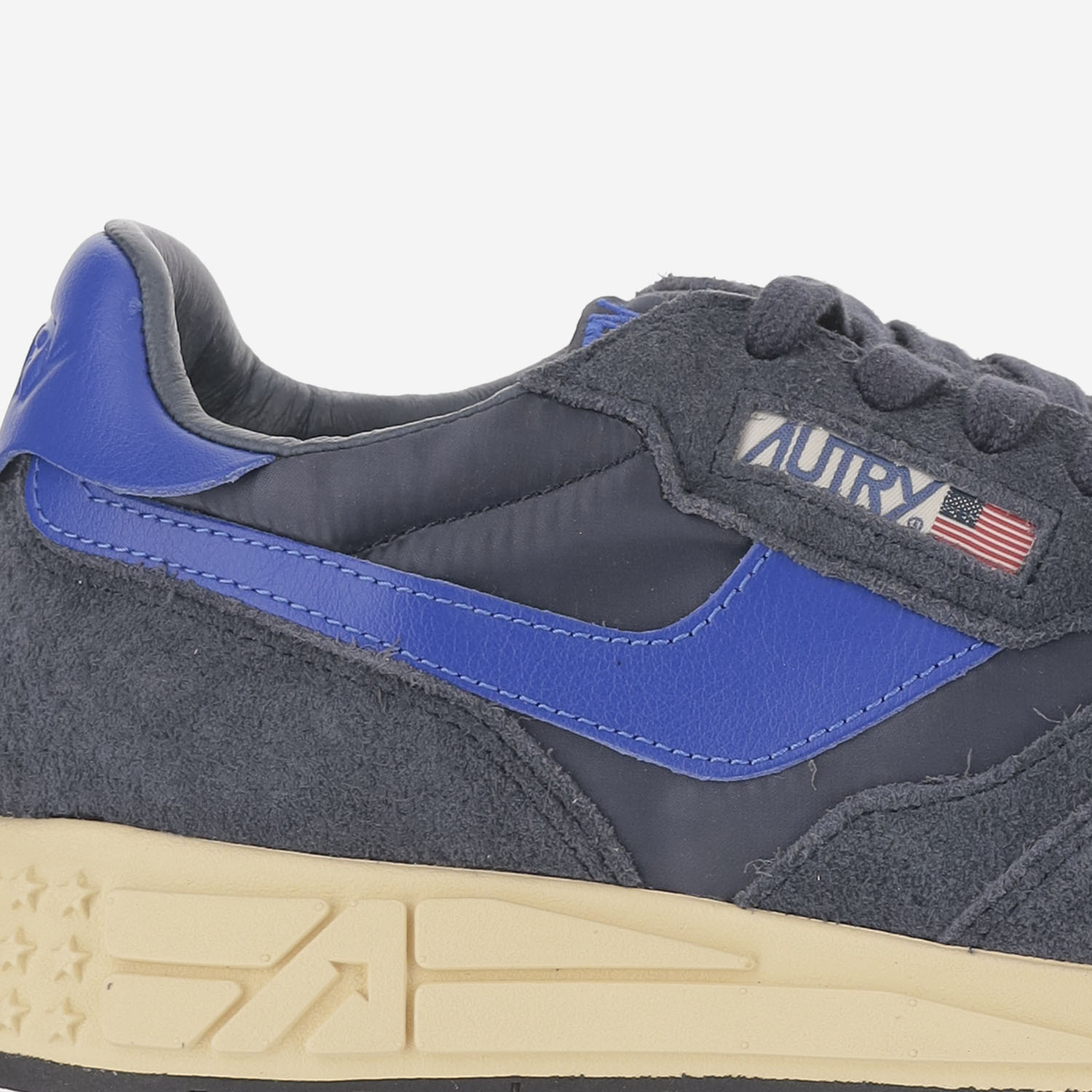 [AUTRY] Sneakers FW26 WWLMUT59SUEDENETSPBLULAPIS