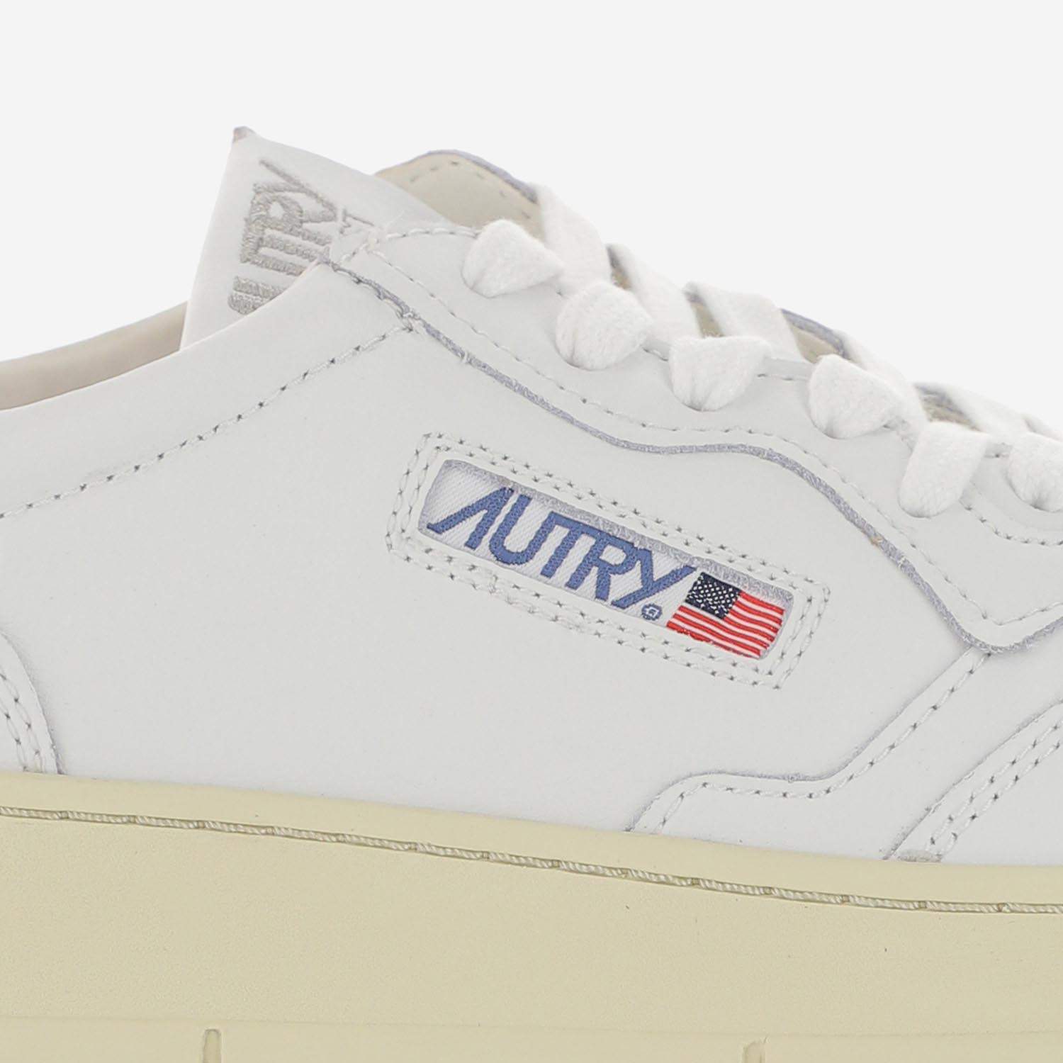 [AUTRY] Sneakers FW26 AULMLL15LEATLEATWHTWHT