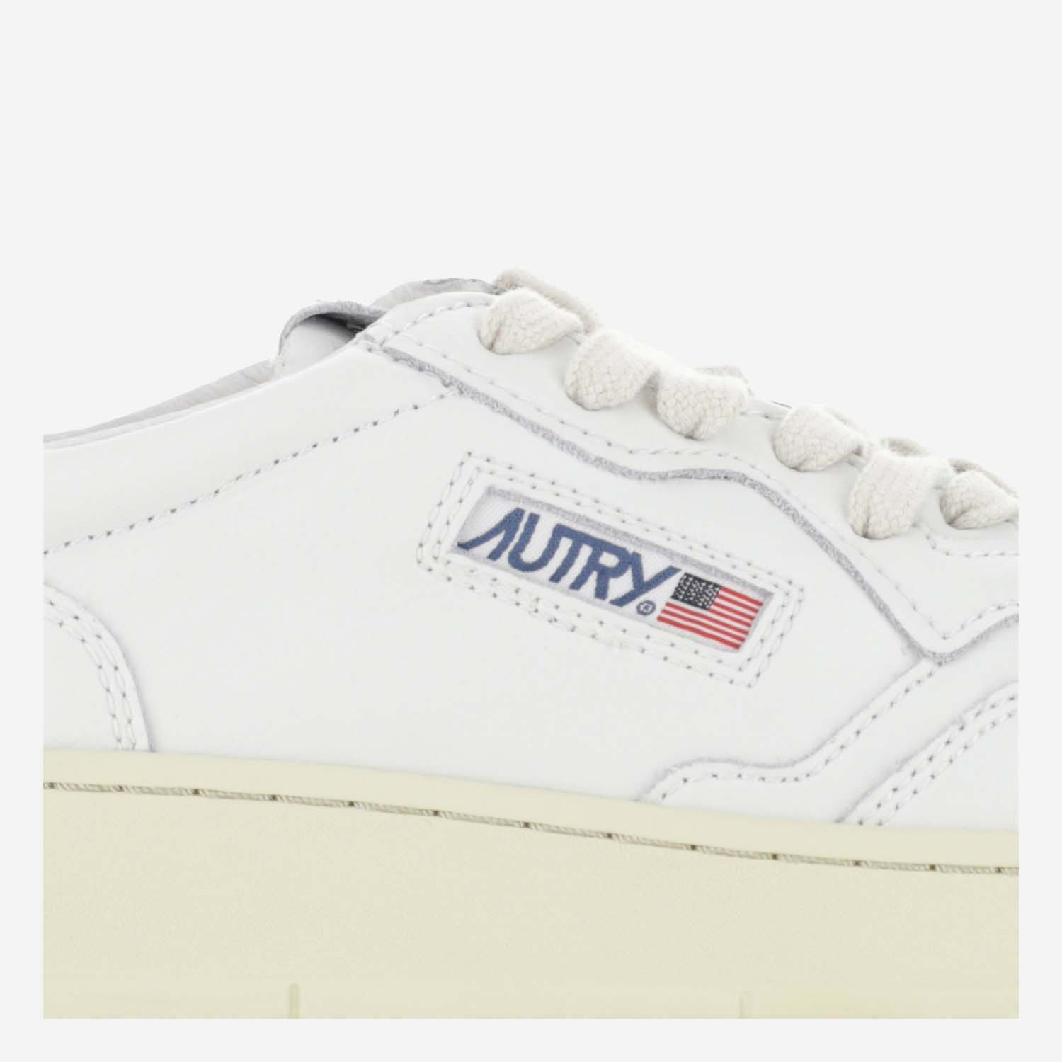 [AUTRY] Sneakers FW26 AULWLL15LEATLEAT WHTWHT
