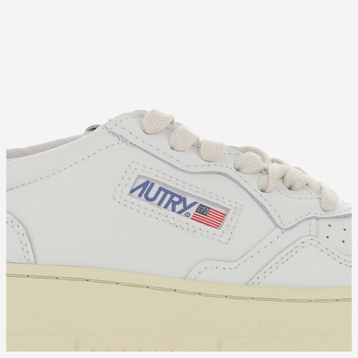 [AUTRY] Sneakers FW26 AULWLL06LEATLEATWHTGOLD