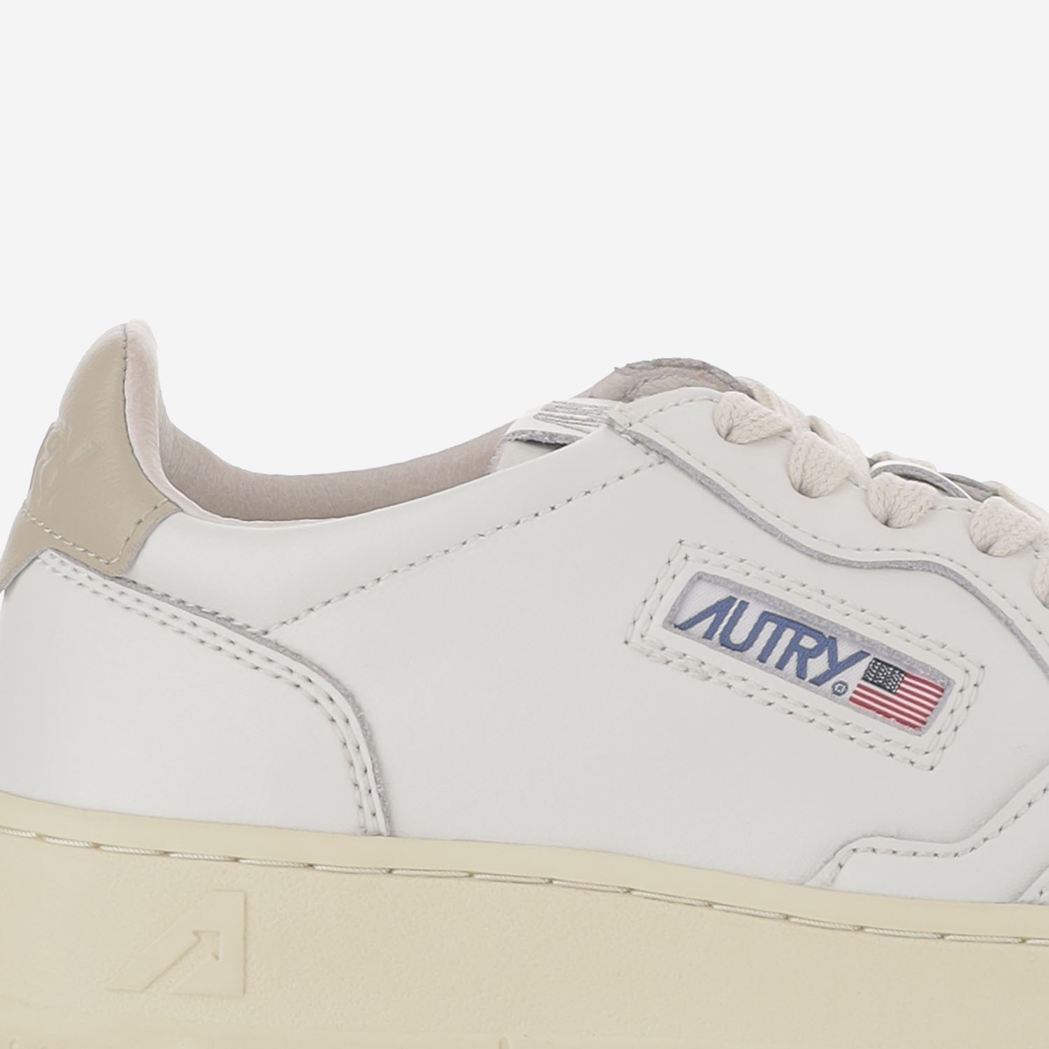 [AUTRY] Sneakers FW26 AULWLL27LEATLEATWHTFEATHER
