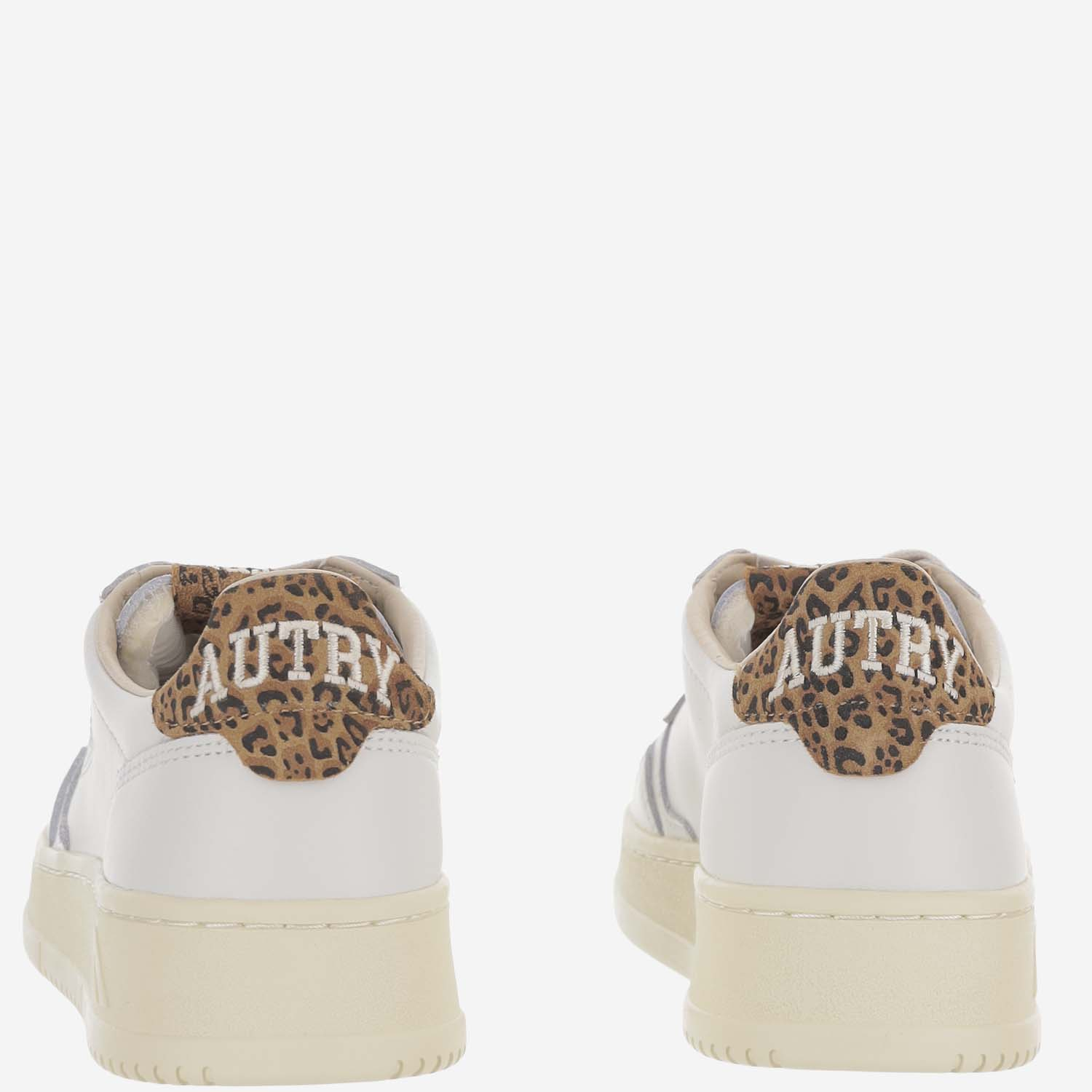 [AUTRY] Sneakers FW26 AULWHJ02LEASUECOLLEGWHTLEOPRINT