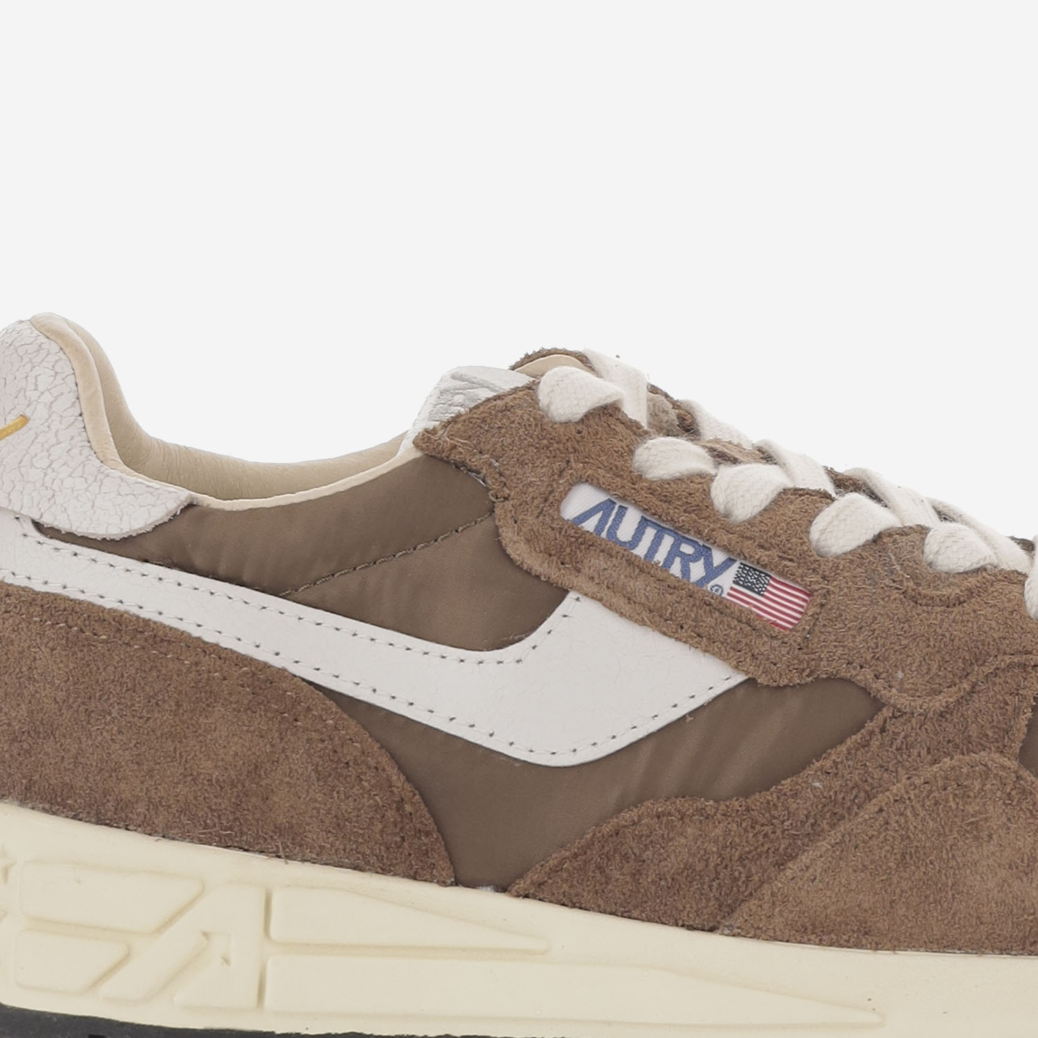 [AUTRY] Sneakers FW26 WWLWNC39NYLONCRACKWHTTUNDRA