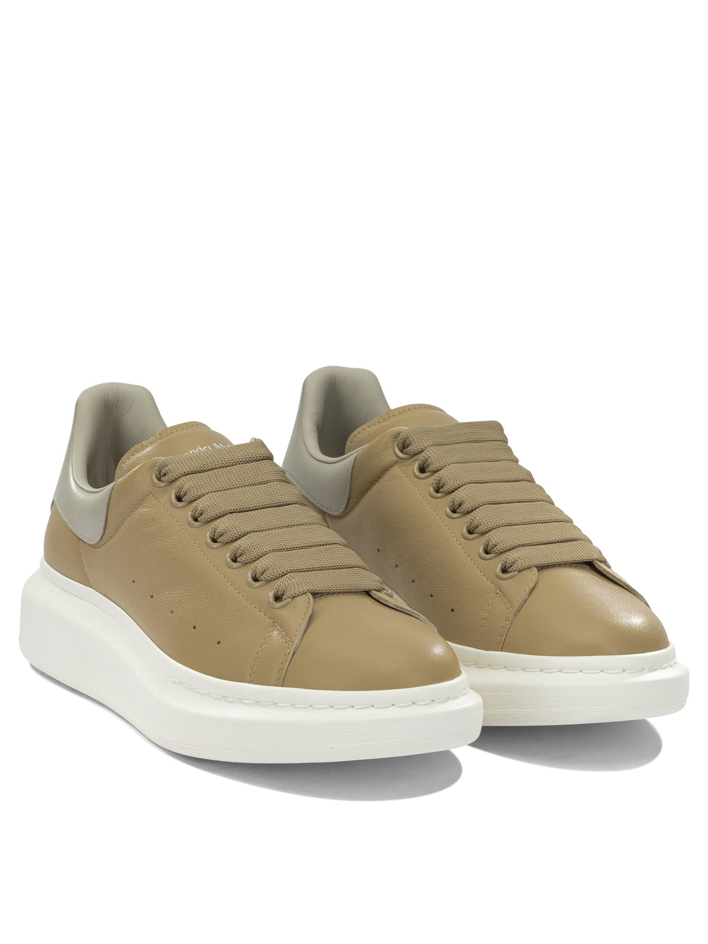 [McQueen] Sneakers FW26 869978WIAKM9692