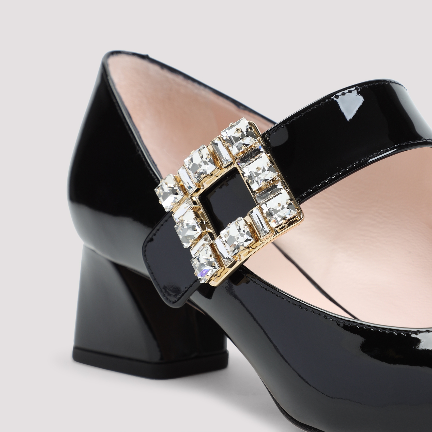 [Roger Vivier] Pumps FW26 RVW51934780D1P