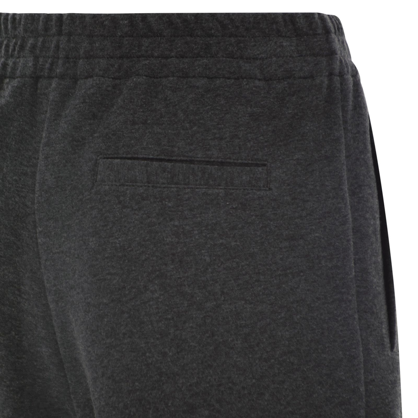 [Brunello Cucinelli] Trousers FW26 MD991B2Q99 C104