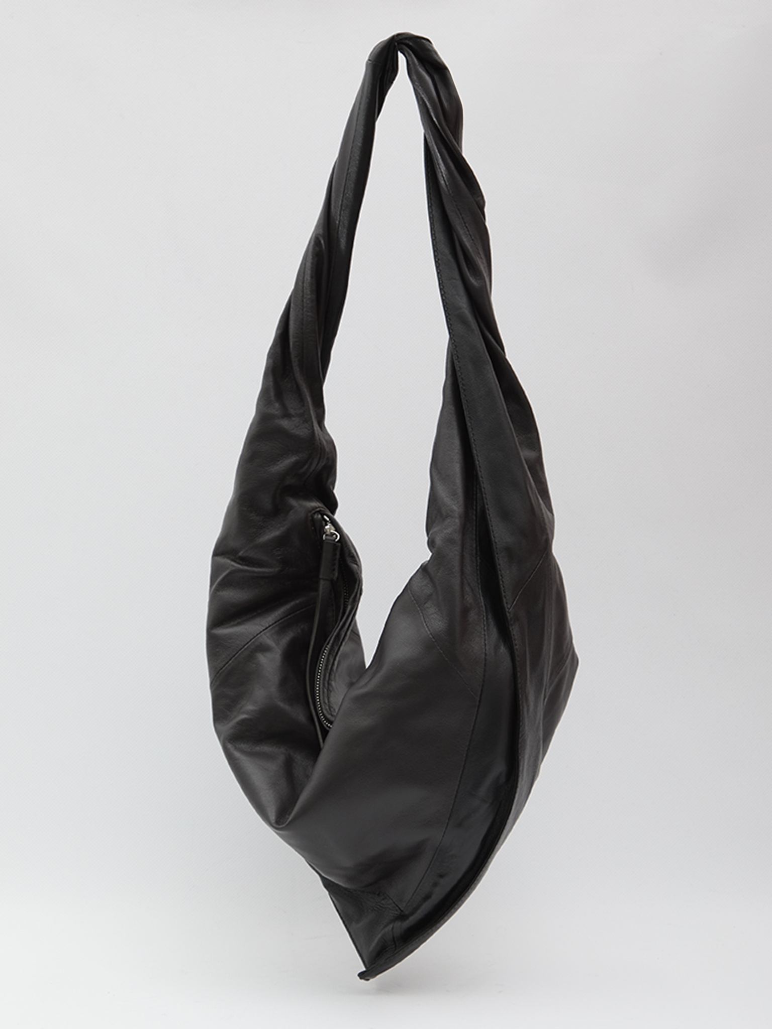 [LEMAIRE] Shoulder bag FW26 BG0188_LL0075_MU096