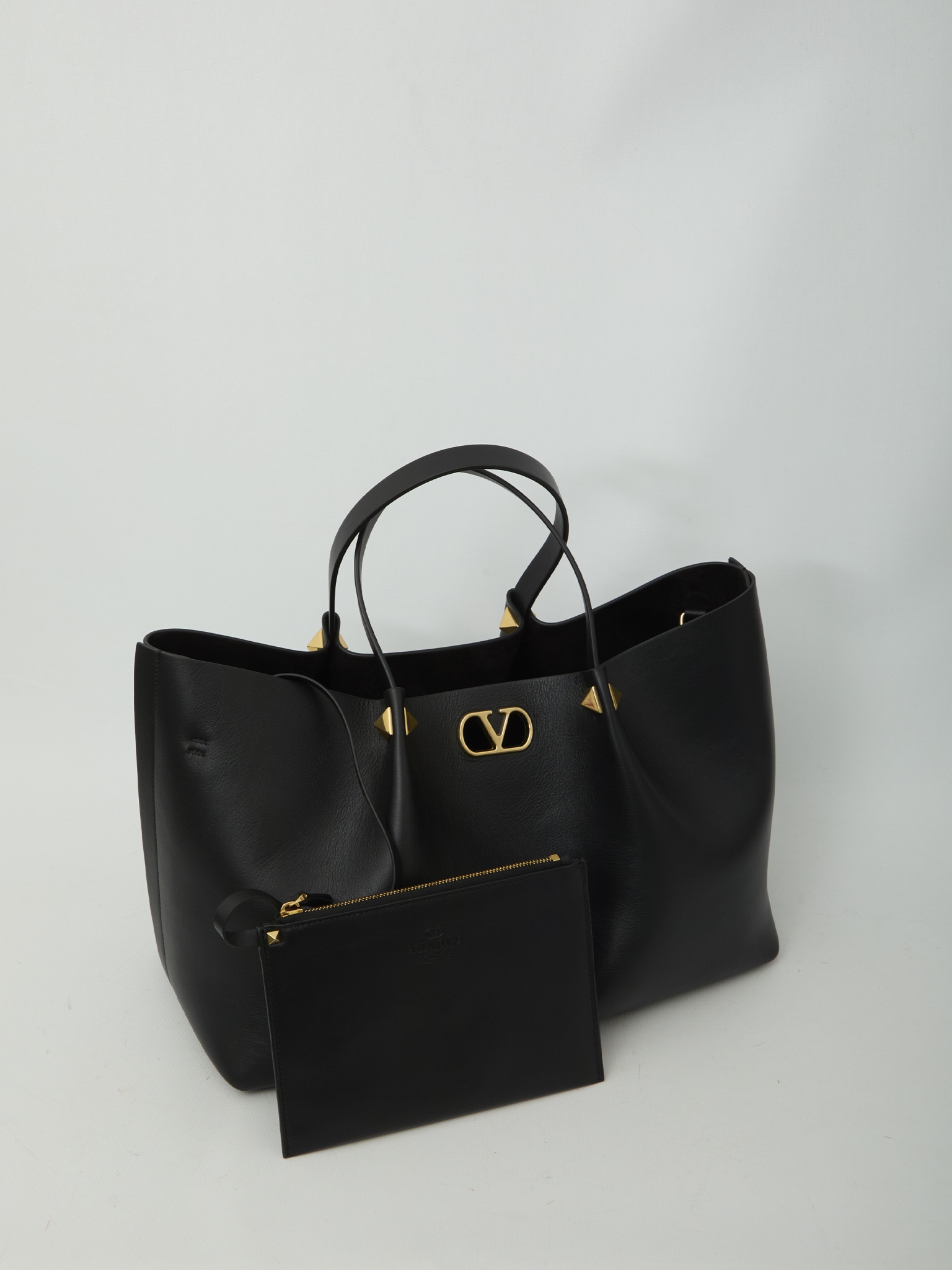 [Valentino Garavani] Shoulder bag FW26 9W2B0T82_WLA_0NO