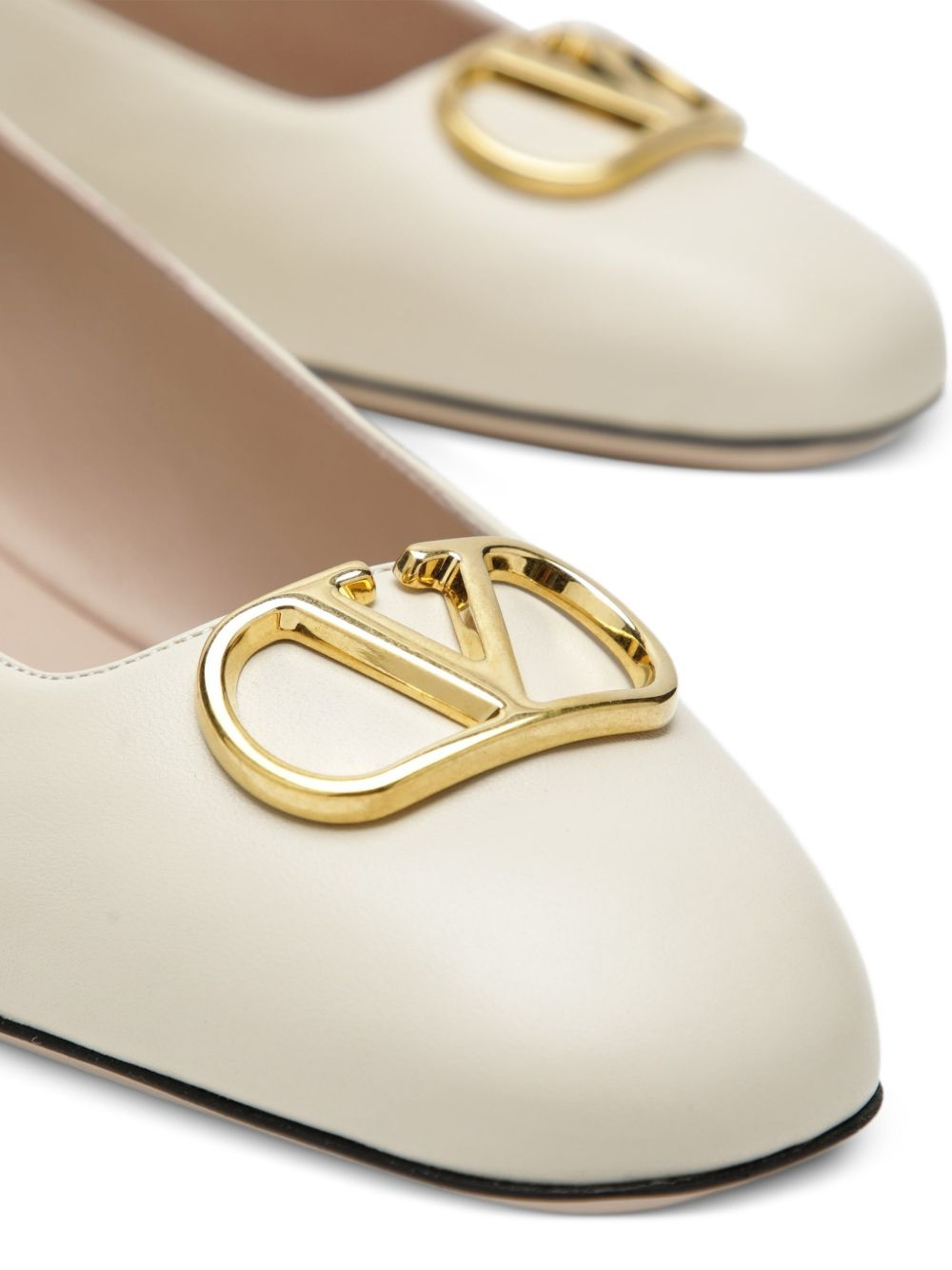 [Valentino Garavani] Flat shoes FW26 9W2S0PI8RREREN