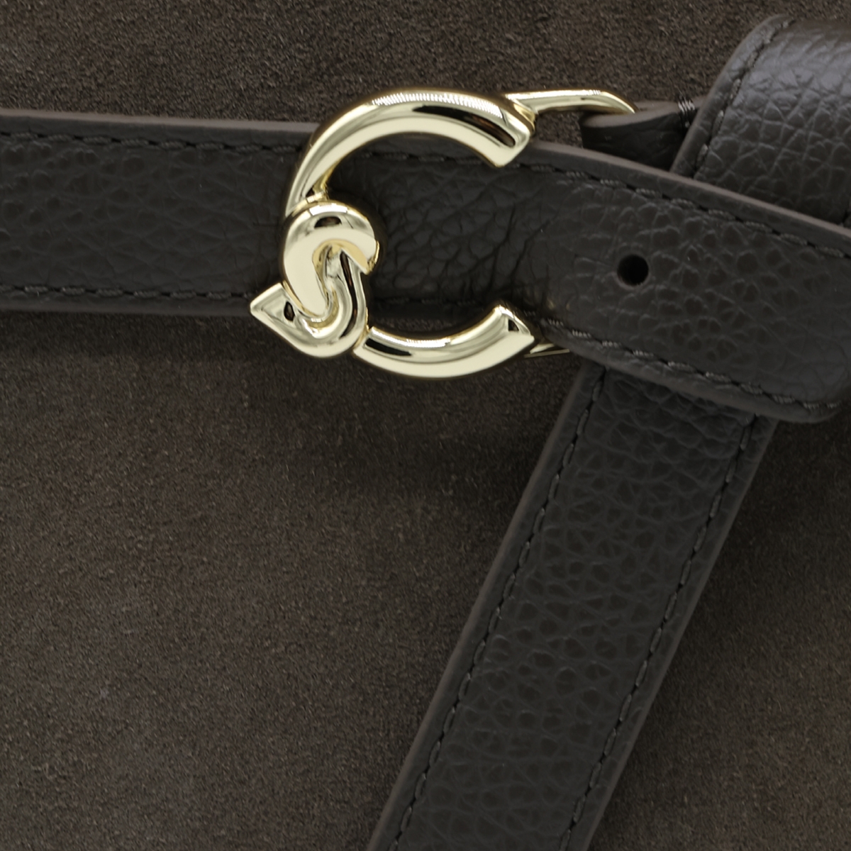 [Coccinelle] Shoulder bag FW26 E1TLB180101W25