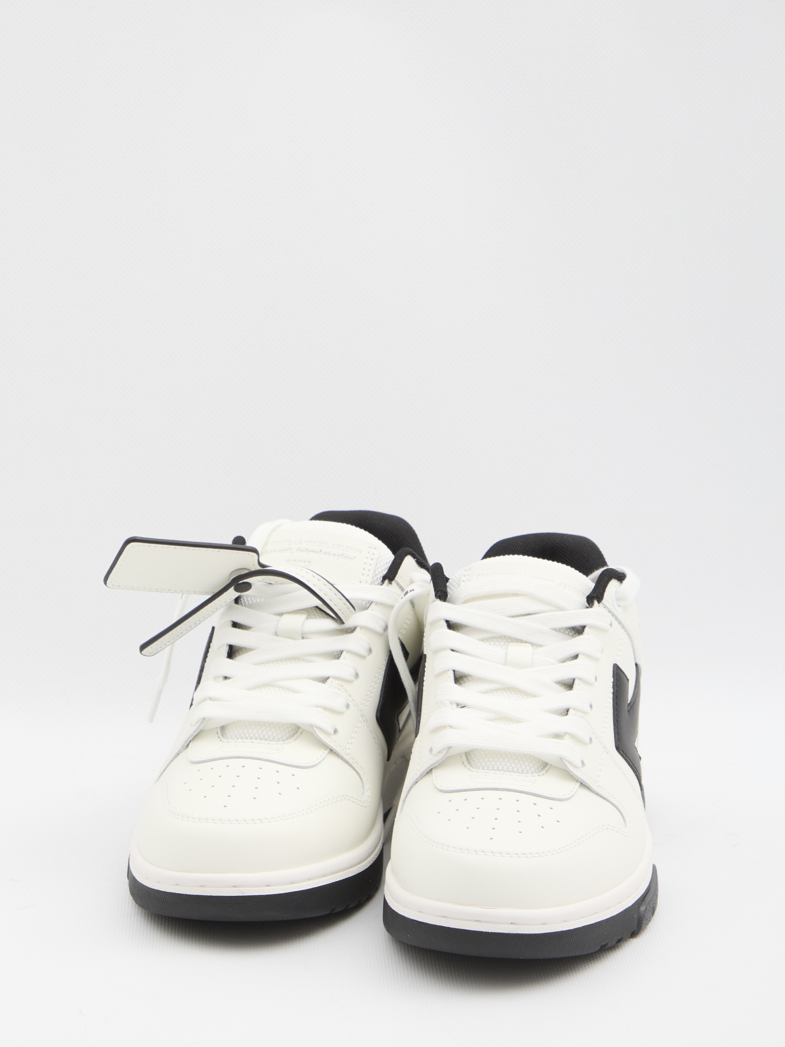 [Off White] Sneakers FW26 OMIA189C99_LEA019_0110