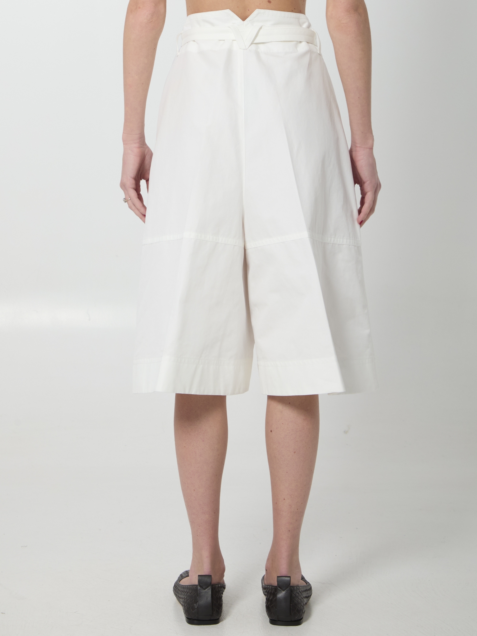 [Bottega Veneta] Shorts SS26 866708_V6D10_9071