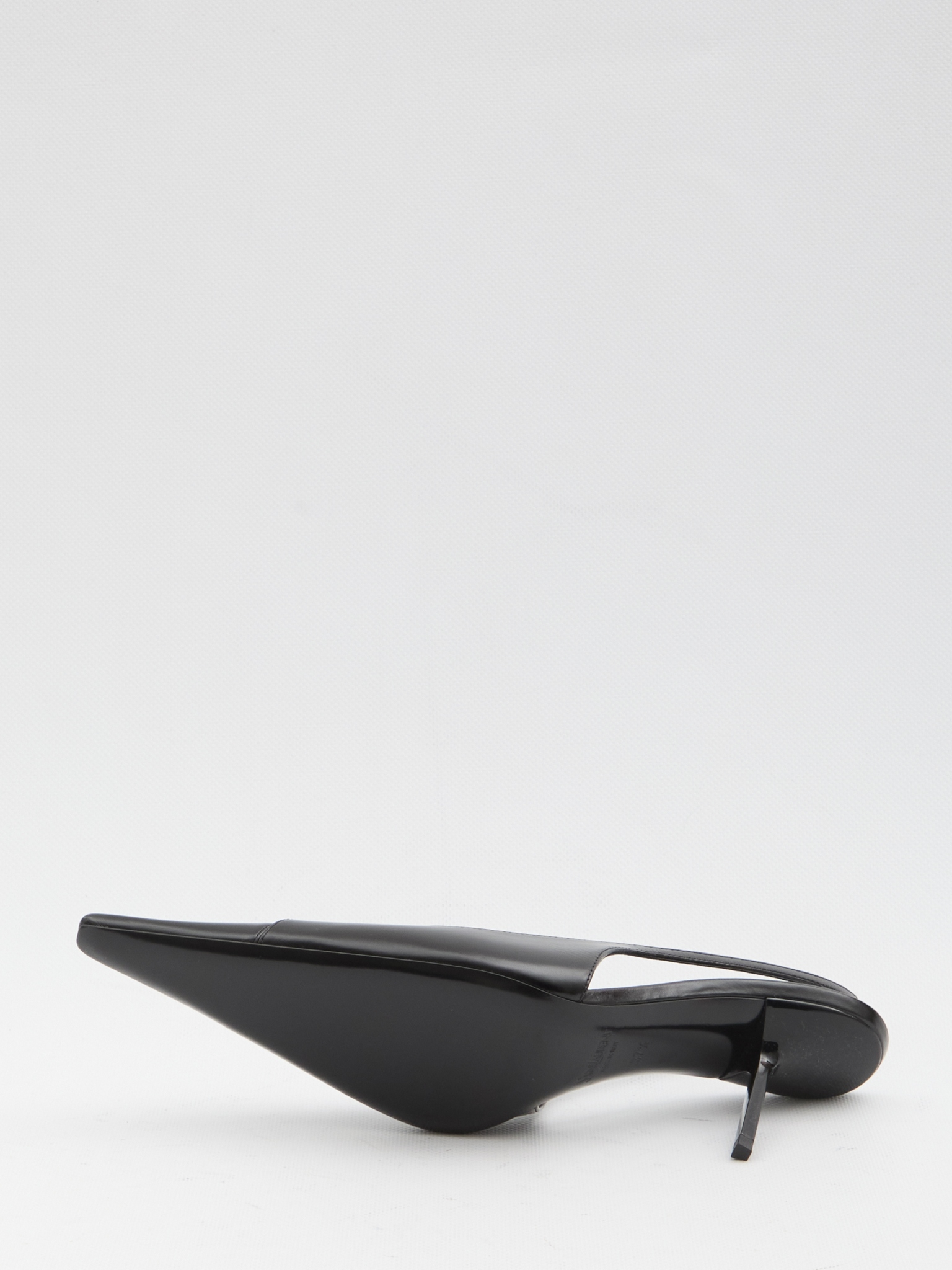 [Saint Laurent] Pumps SS26 858966_AAEH1_1000
