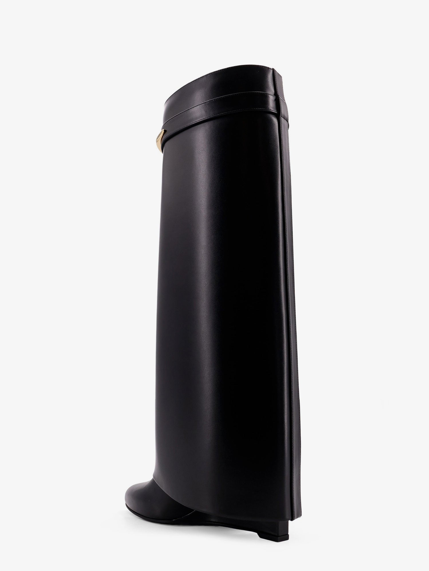 [Givenchy] Boots FW26 BE703XE1J7001