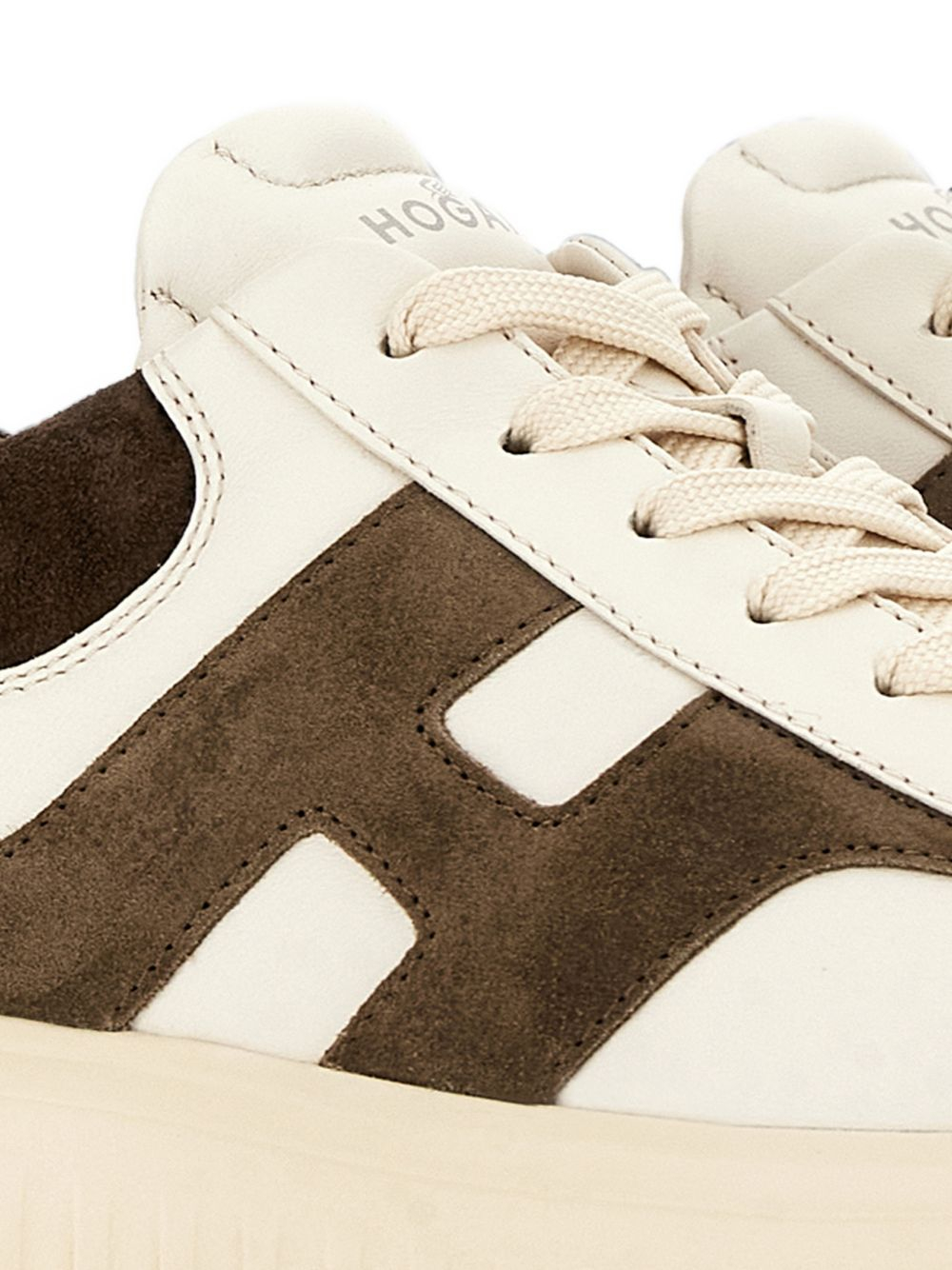 [Hogan] Sneakers FW26 HXM6450FE91 N1M 762F