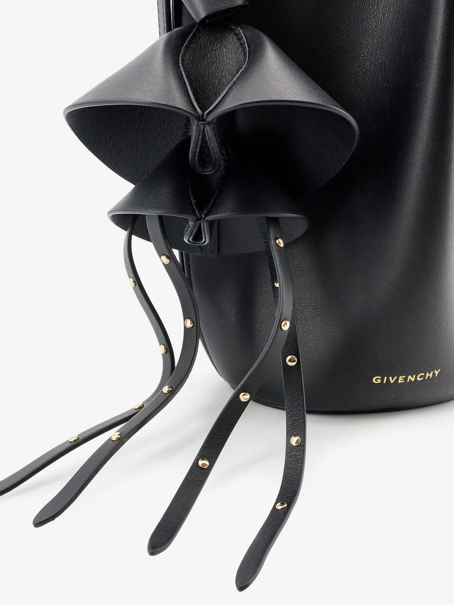 [Givenchy] Cross body bag SS26 BB60QTB2FJ001