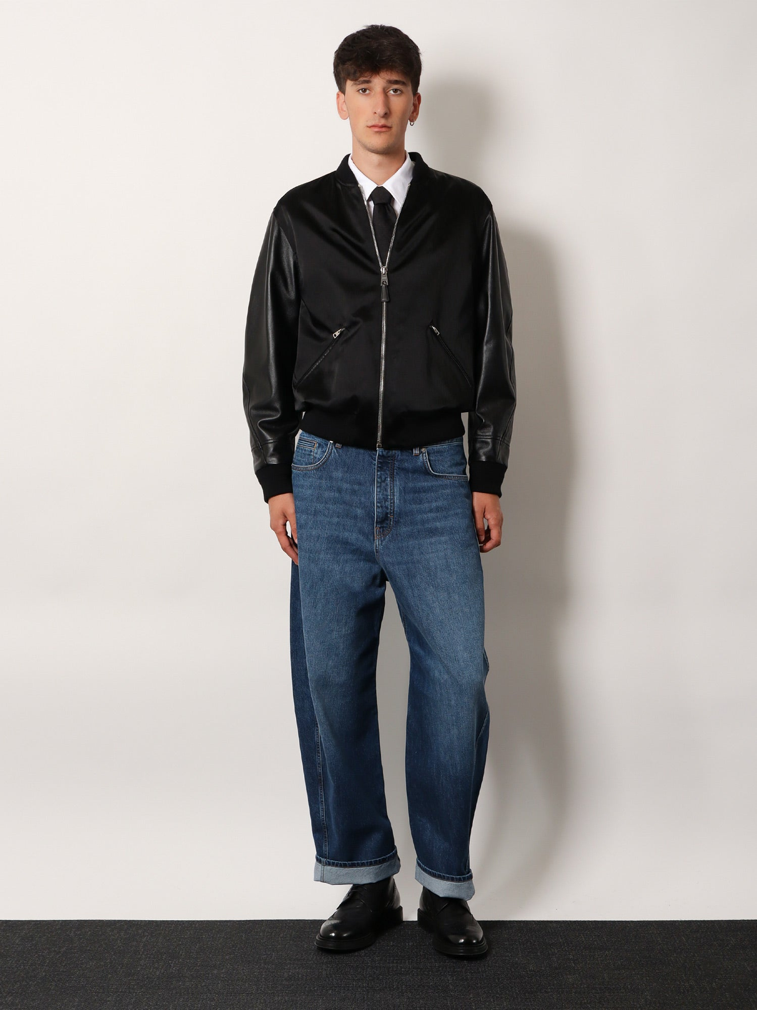 [Givenchy] Bomber Jacket FW25 BM01DZ6Y3Z075