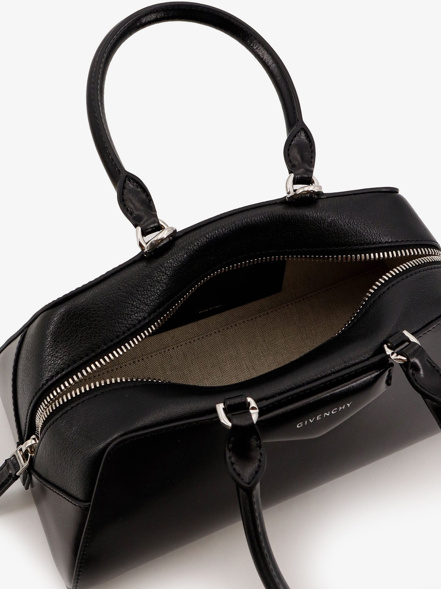 [Givenchy] Tote bag SS26 BB5130B2B2001