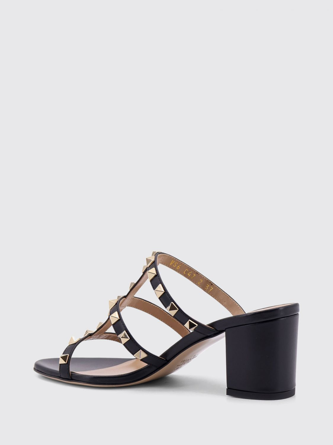 [Valentino Garavani] Sandals FW26 S0C47VOD 0NO