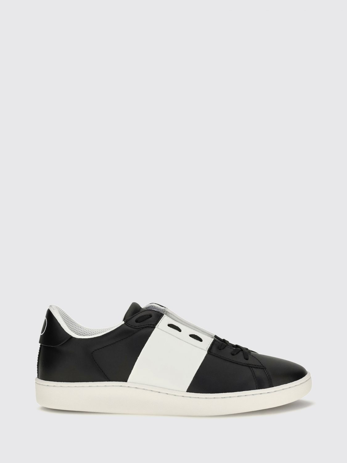 [Valentino Garavani] Sneakers FW26 S0N84BYA 0NI