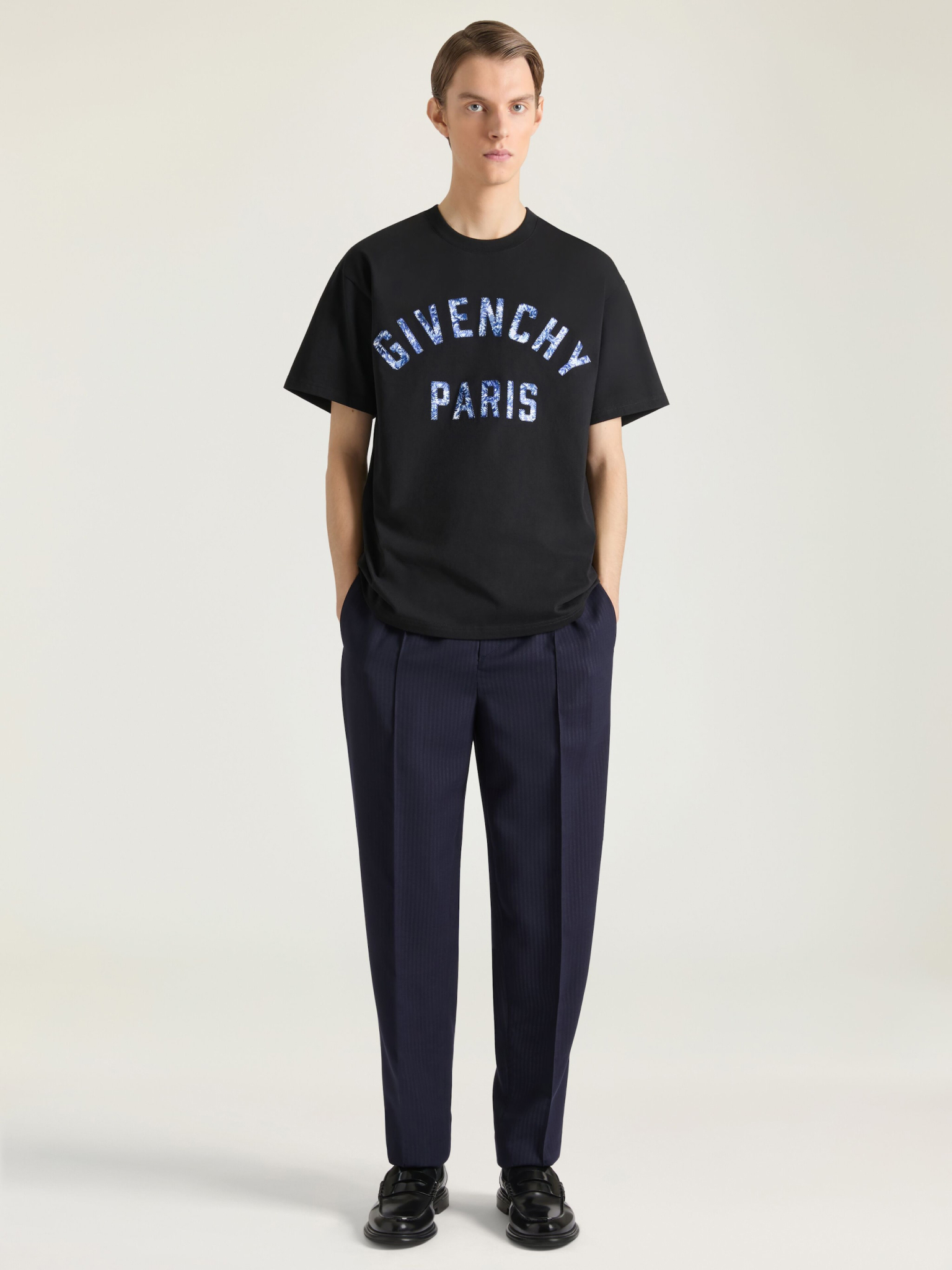 [Givenchy] T-shirts Short Sleeve FW26 BM71NK3YUG012