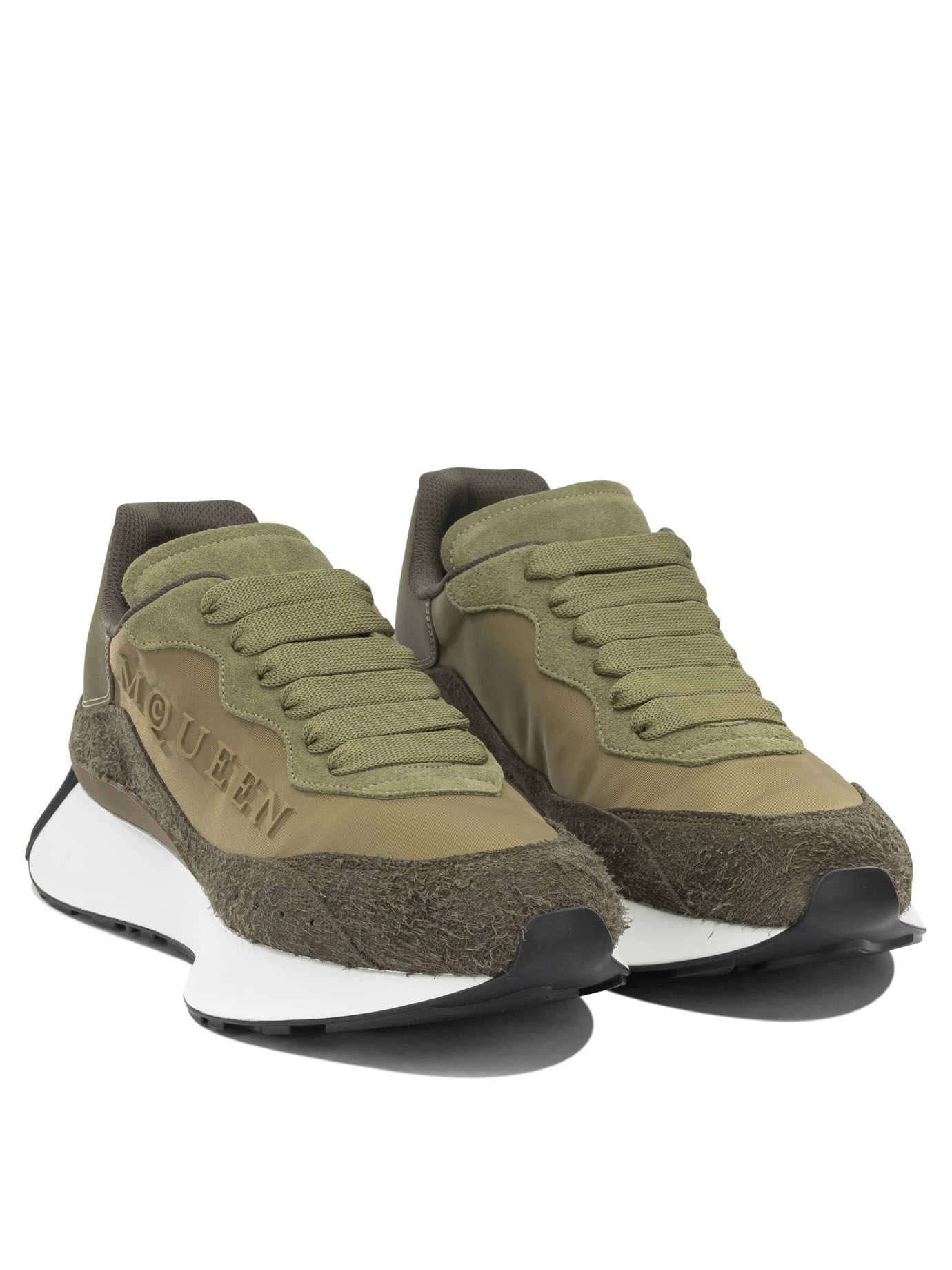 [McQueen] Sneakers FW26 841162WIALL3737