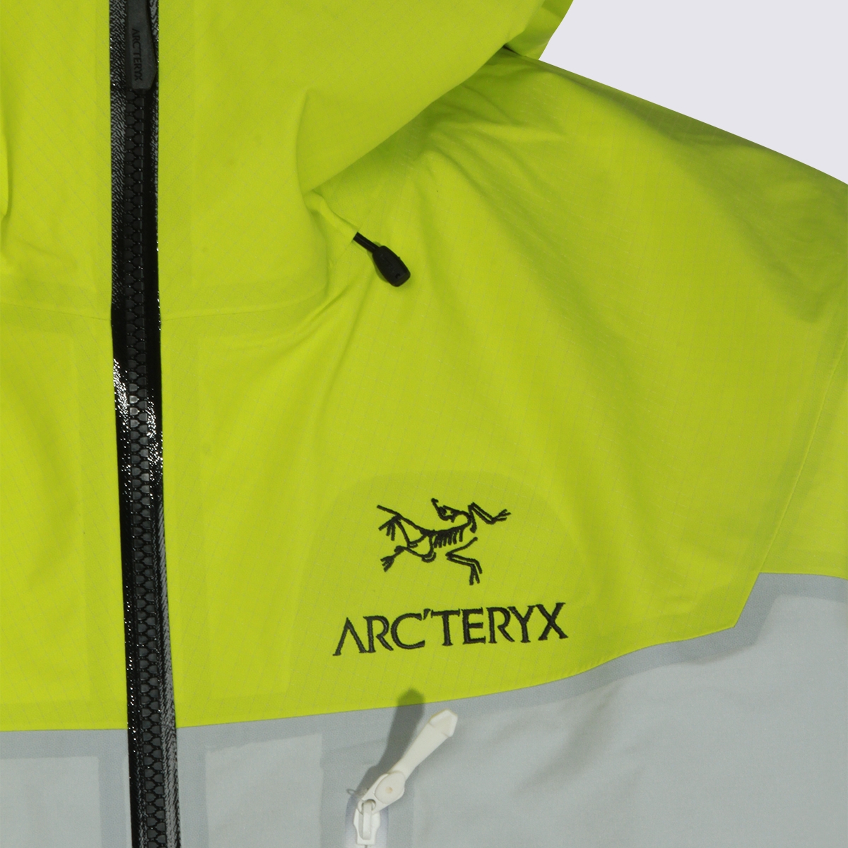 [ARC'TERYX] Casual Jacket FW26 X000009898EUPHORIA/ARCTIC SILK