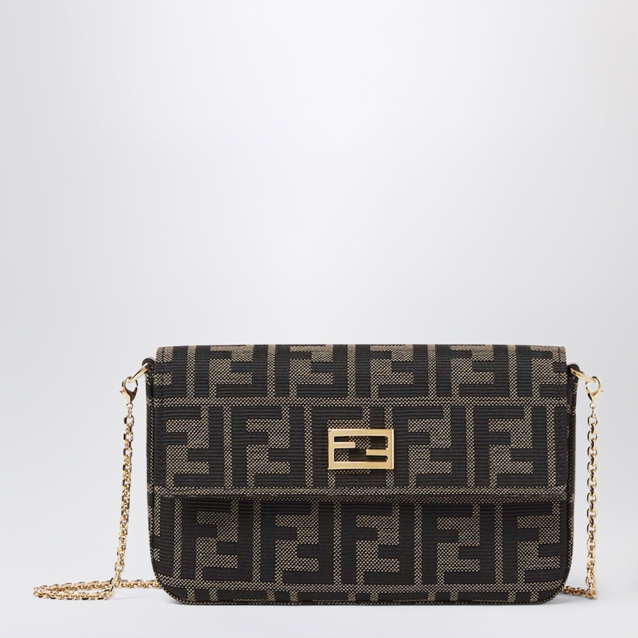 [Fendi] Wallet FW26 8M0600B1JY