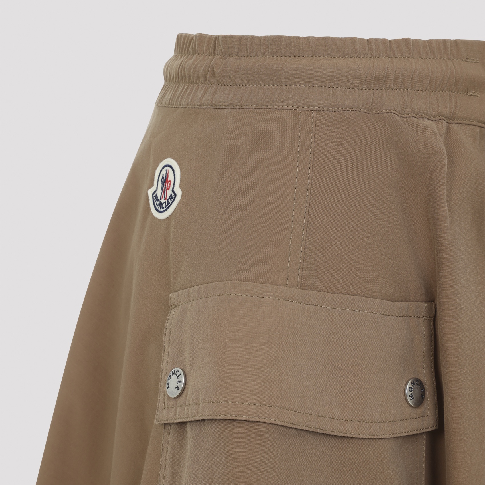 [Moncler] Mini skirt FW26 L20932D00024.599MD
