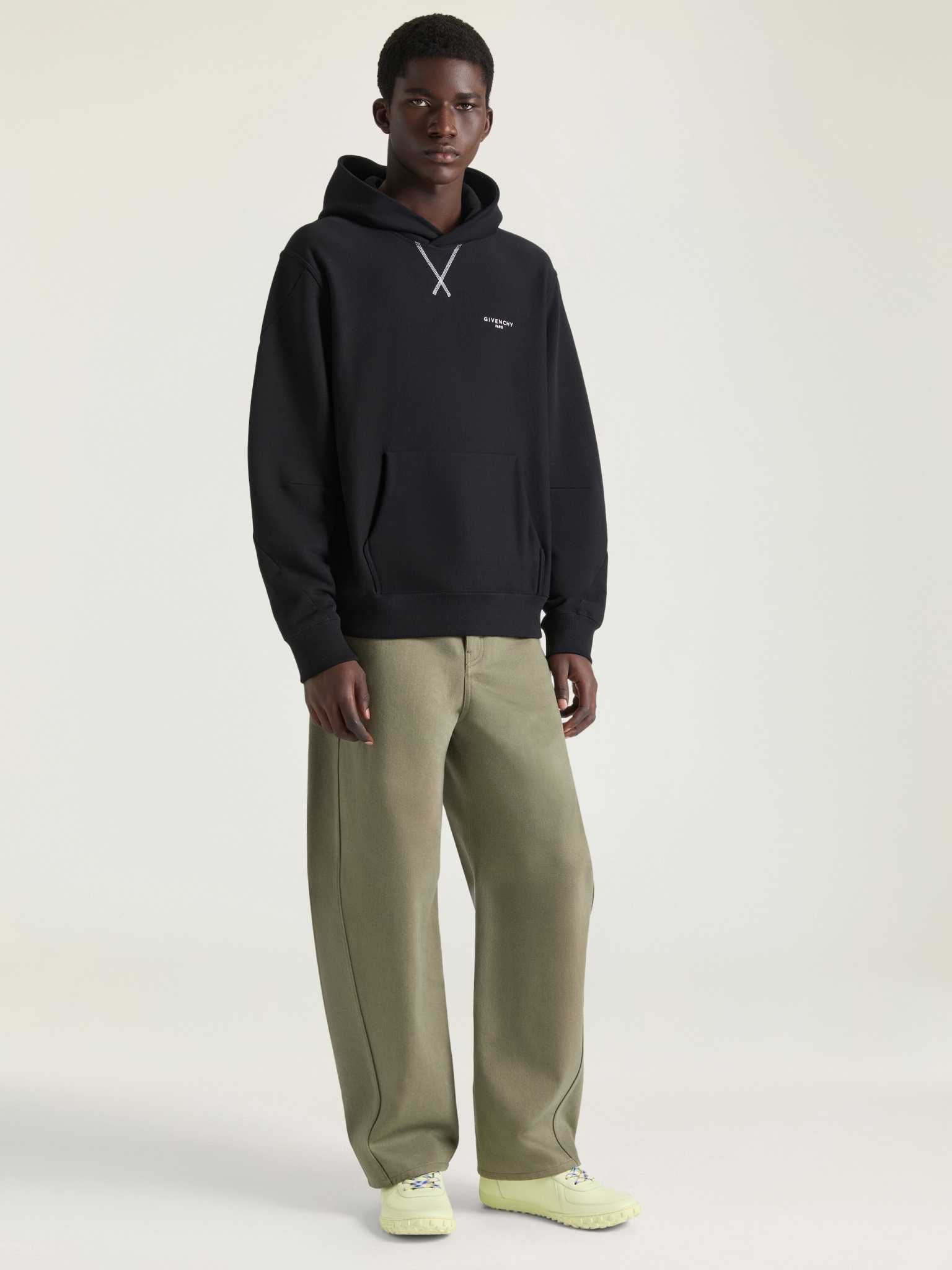 [Givenchy] Sweatshirt SS26 BMJ0NH3YS1001