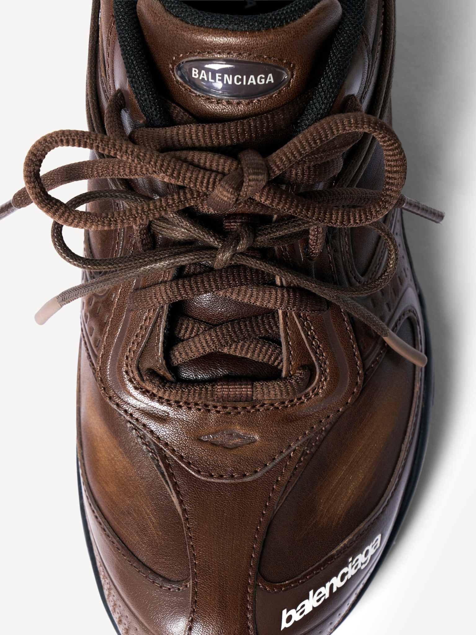 [Balenciaga] Sneakers FW26 865703 WSTVL