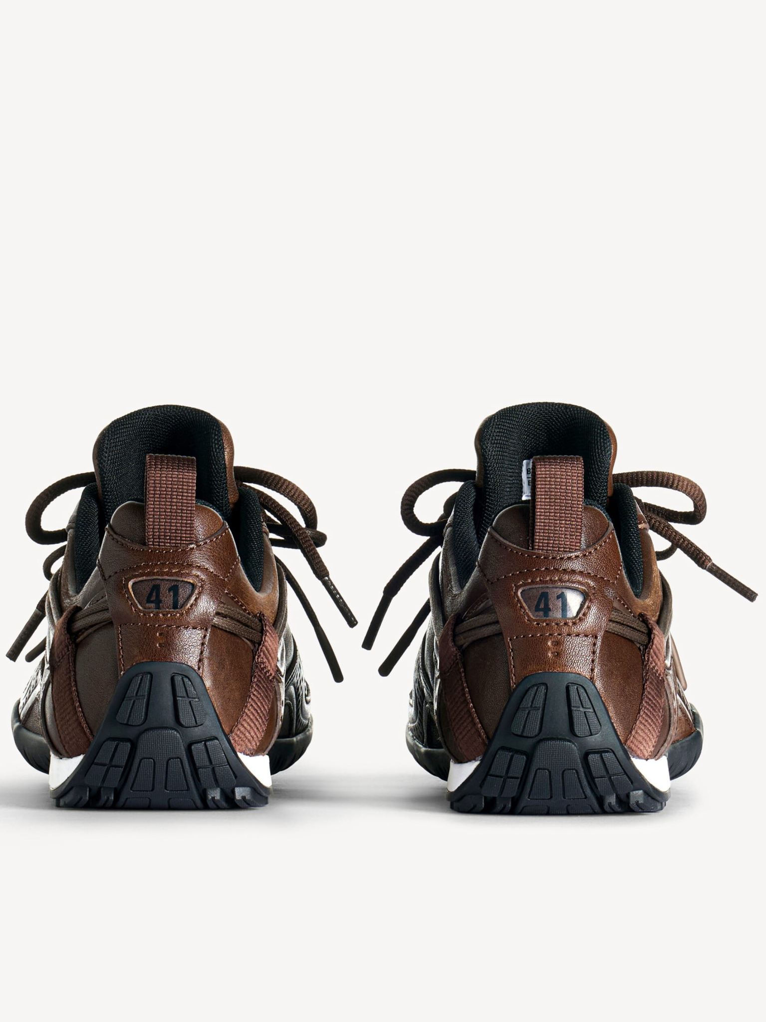 [Balenciaga] Sneakers FW26 865703 WSTVL