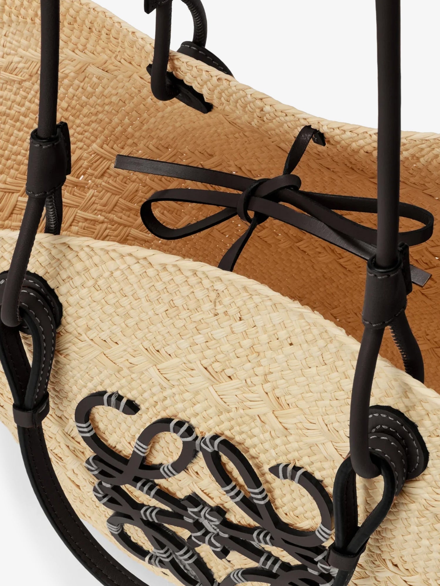 [Loewe] Shoulder bag FW26 AABKT43X082165