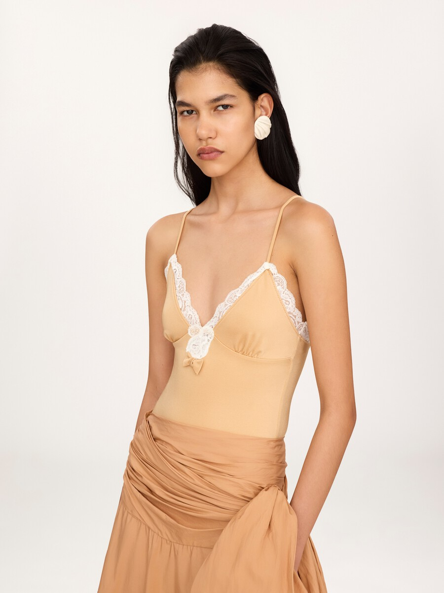 [Chloe] Tank top FW26 CH26UBD34989277