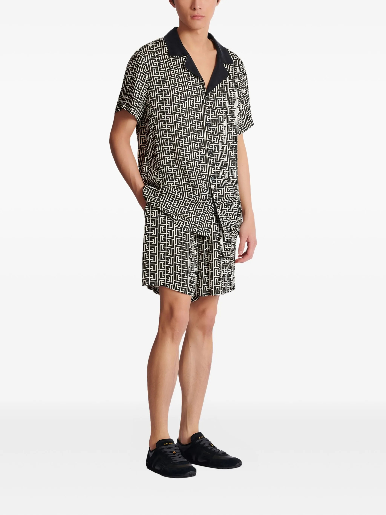 [Balmain] Shirts Short Sleeve SS26 GH1HN133VI36GXE