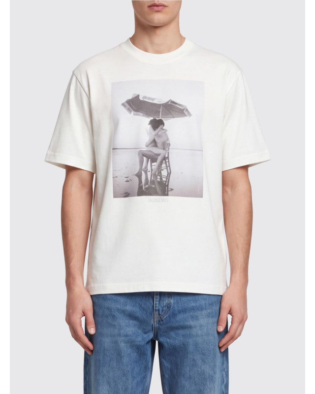 [JACQUEMUS] T-shirts Short Sleeve FW26 TSU00350AJ00289 1OR