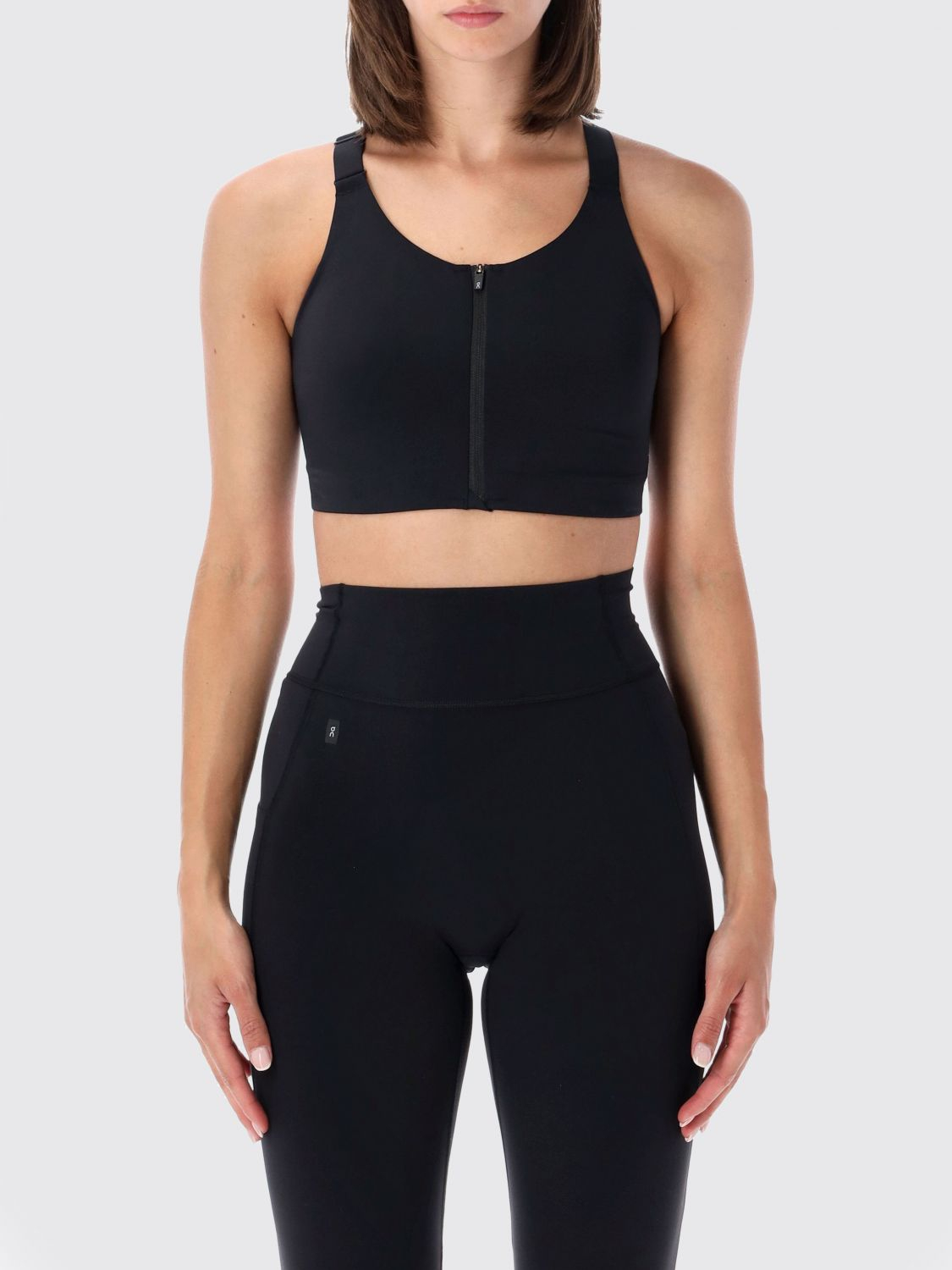 [ON RUNNING] Sports Top FW26 1WF30170553