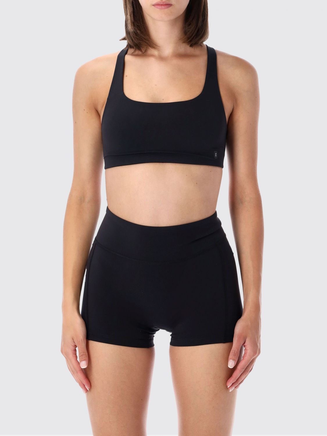 [ON RUNNING] Sports Top FW26 1WG31870553