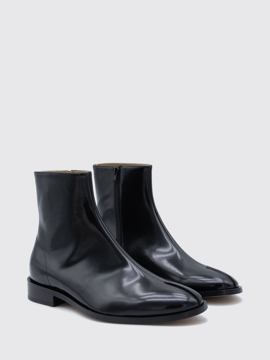 [MM6 Maison Margiela] Boots FW26 SH1WU0011P7137 T8013