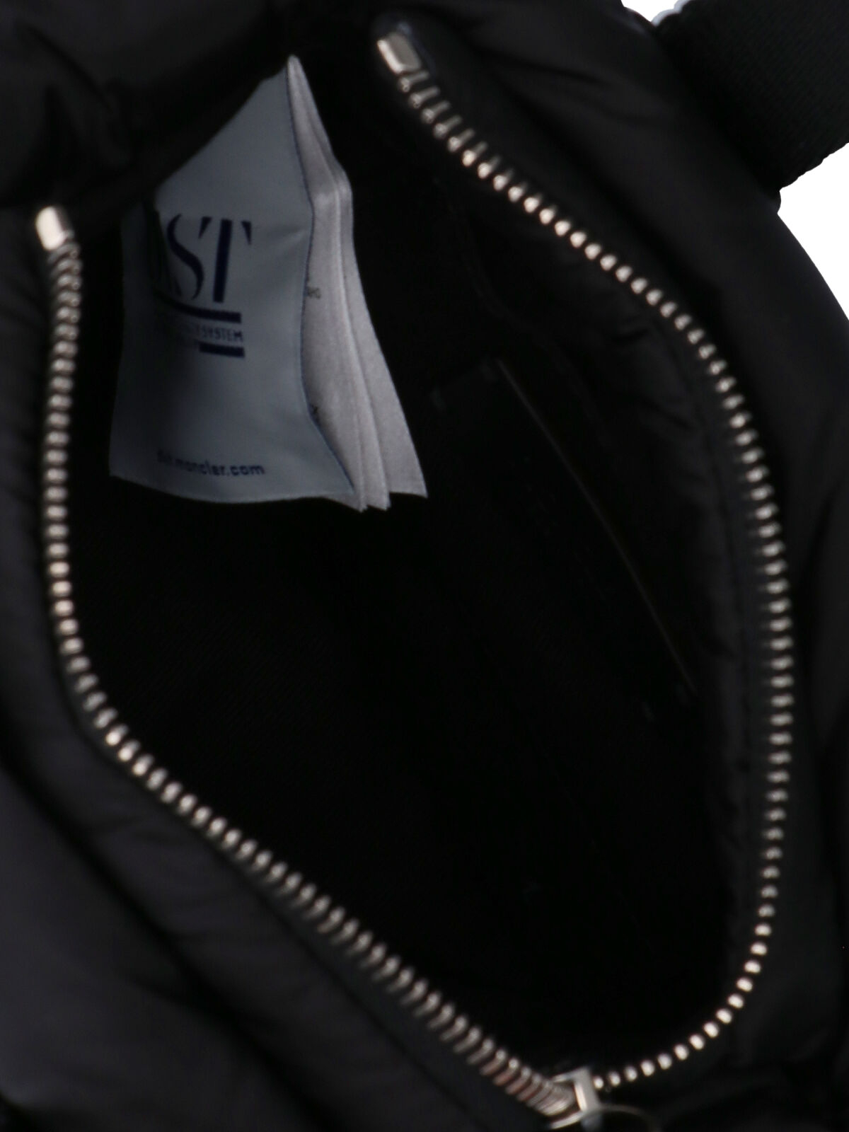 [Moncler] Tote bag FW26 09B 5L000 04 M6275999