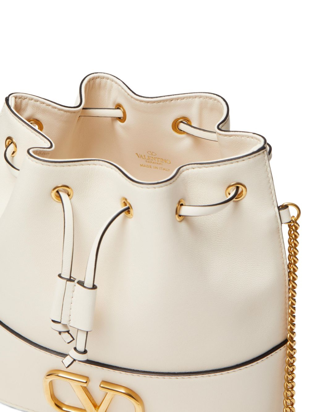 [Valentino Garavani] Shoulder bag FW26 9W0P0T83AWDI16