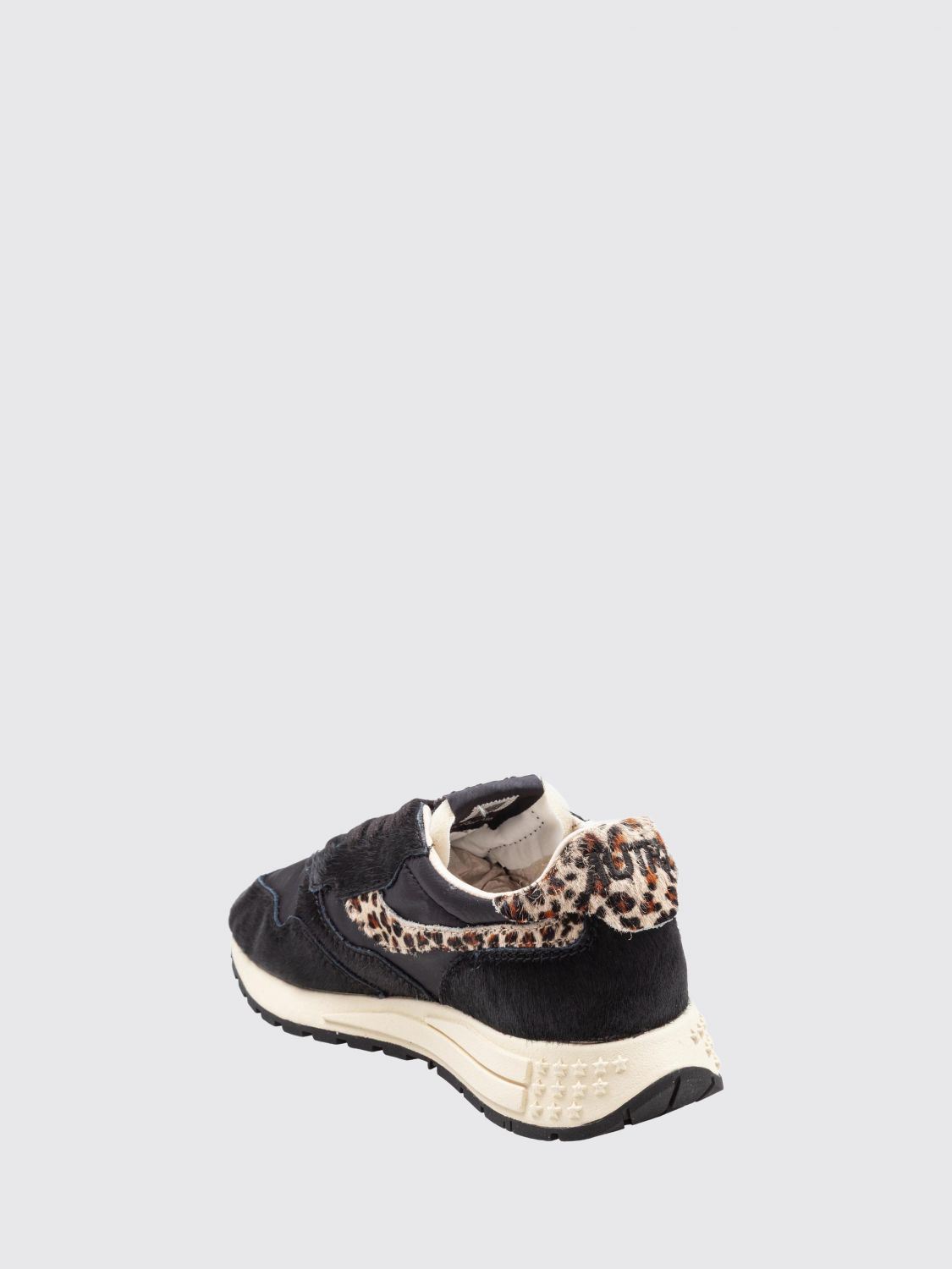 [AUTRY] Sneakers FW26 WWLW OI01
